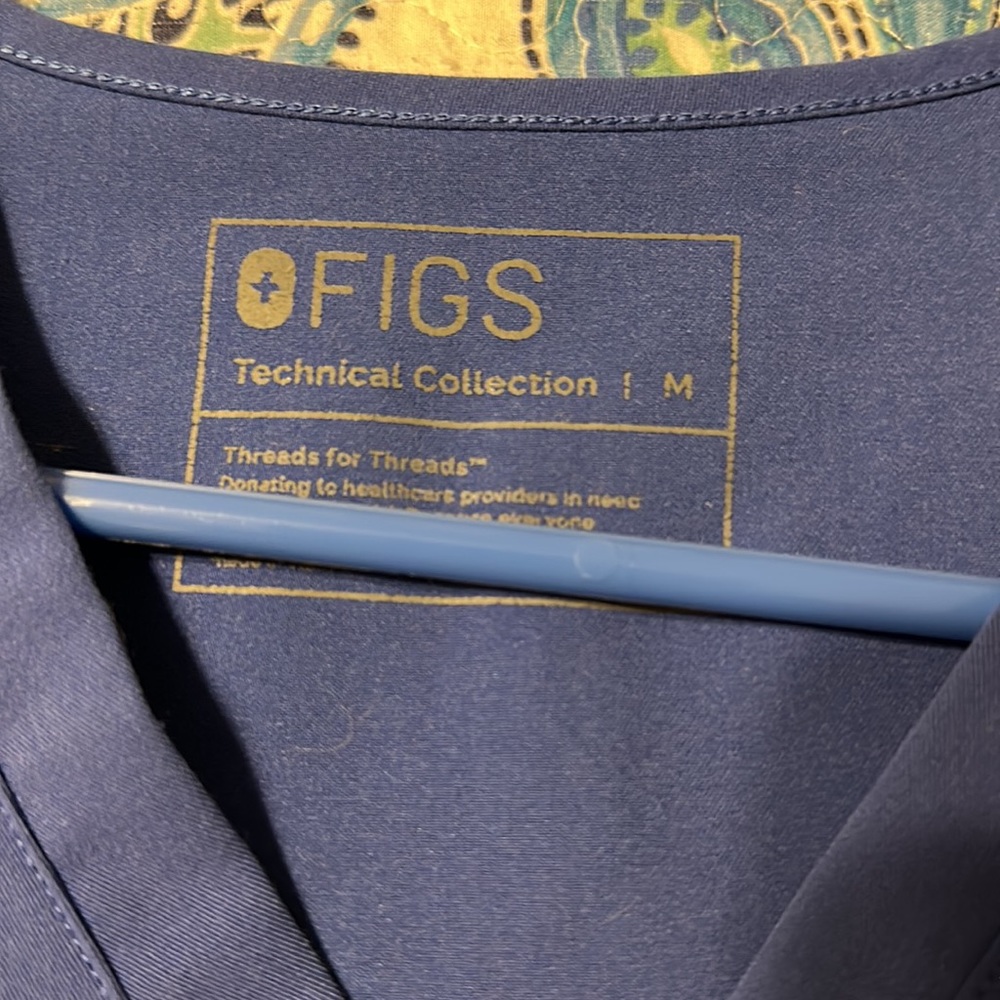 Figs Scrub Set - Picture 2 of 7